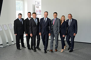 Die neue Geschäftsleitung von REIFF Elastomertechnik; v.l.n.r.: Richard Miess, Daniel Komenda, Hubert Terhaar, Jan Beutnagel, Klaus Milde, Angelika Lyulina, Horst Schäfer
